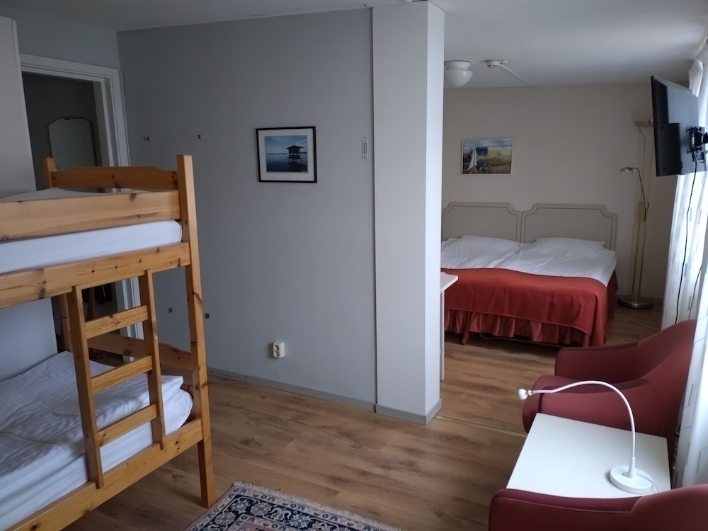 Akerby Herrgard 24/50