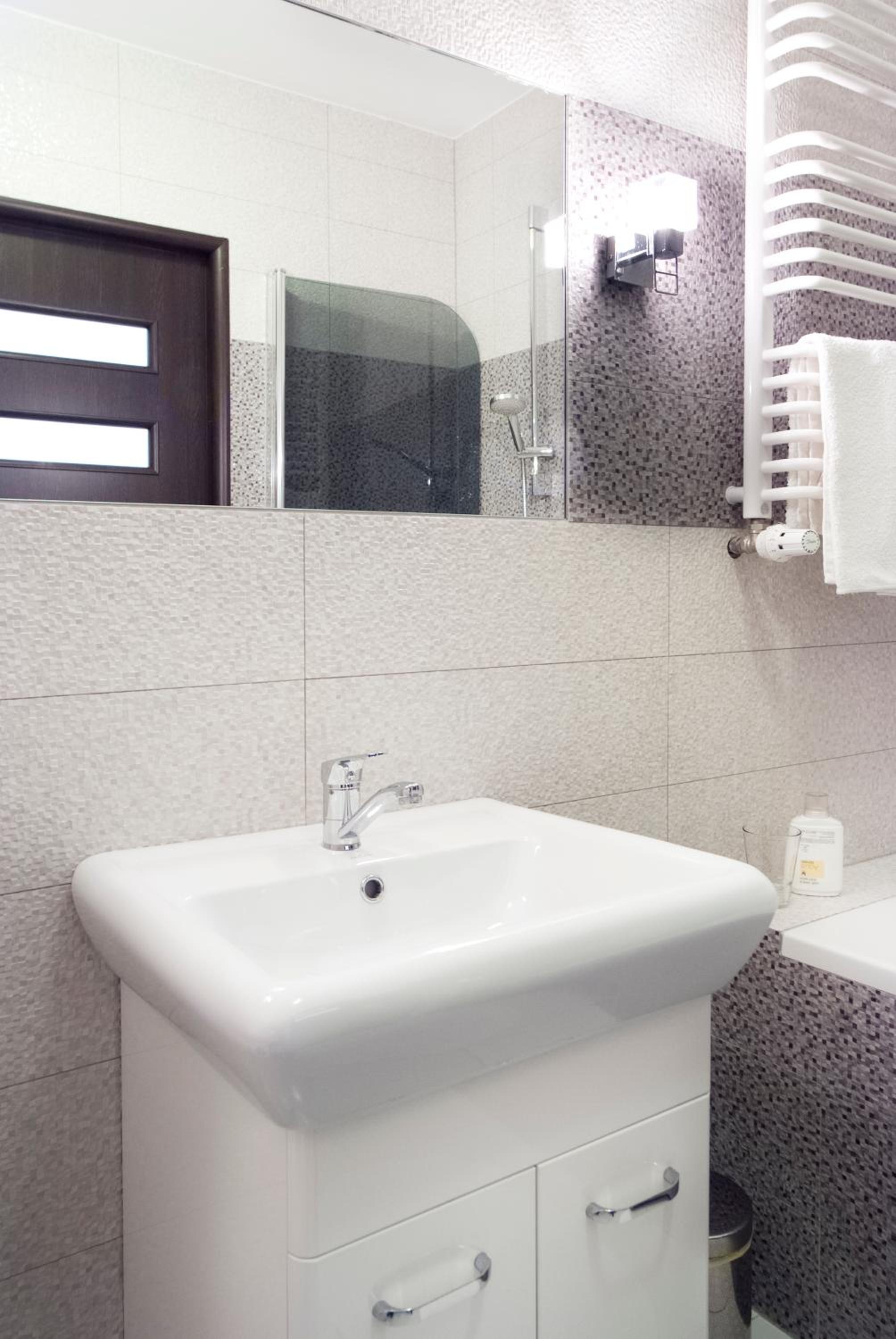 Cracow Stay Apartments 8/12