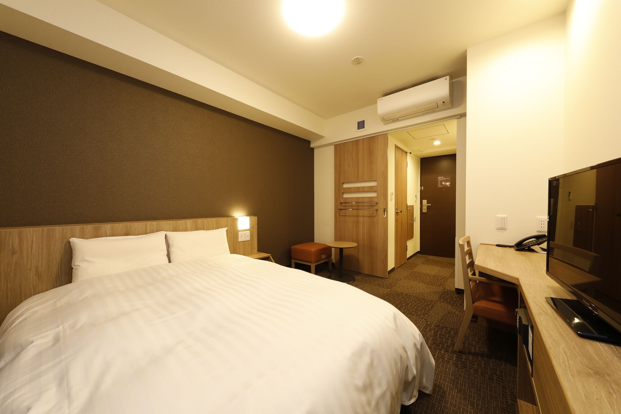 Moderate, Double Bed