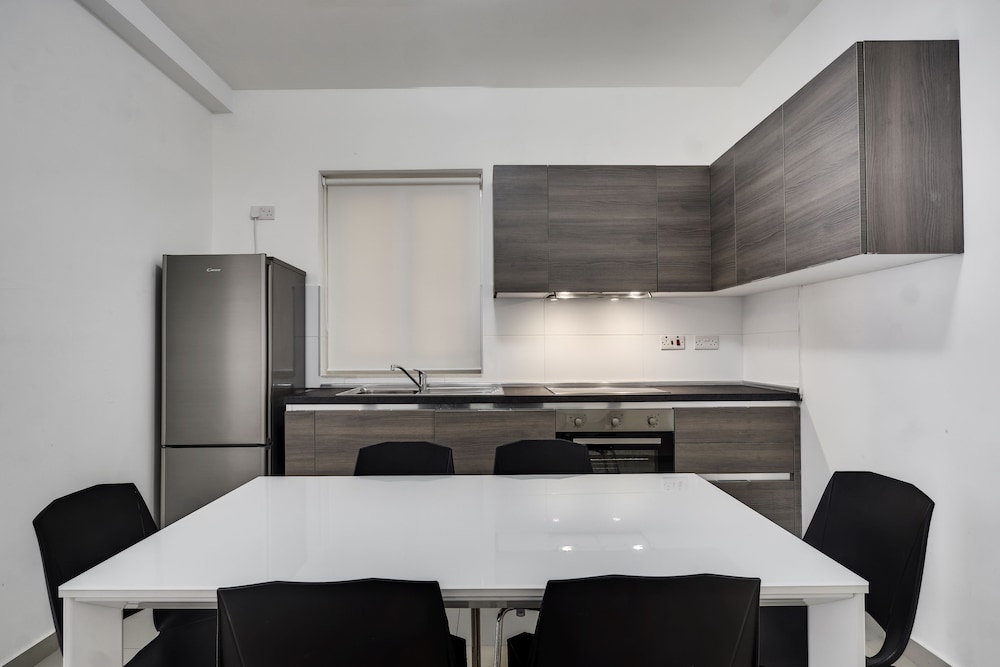 The Village Apartments 42/50