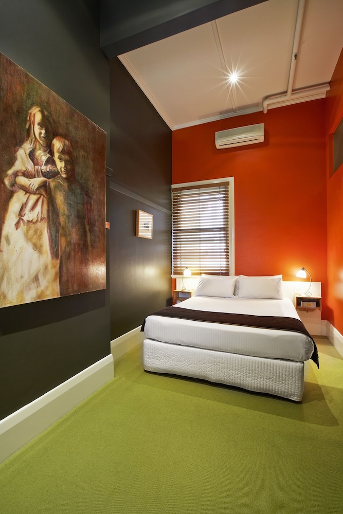 Tolarno Hotel 29/52