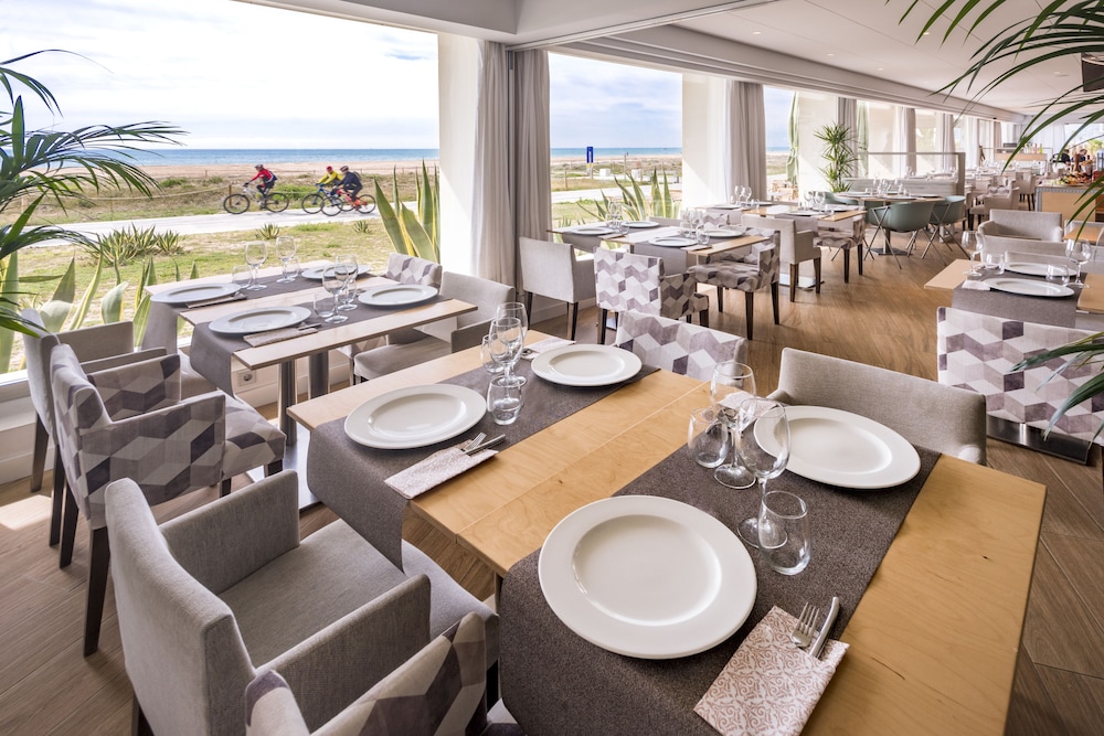 restaurant-cafeteria
