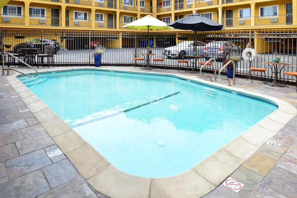 Napa Valley Hotel Suites 2/79