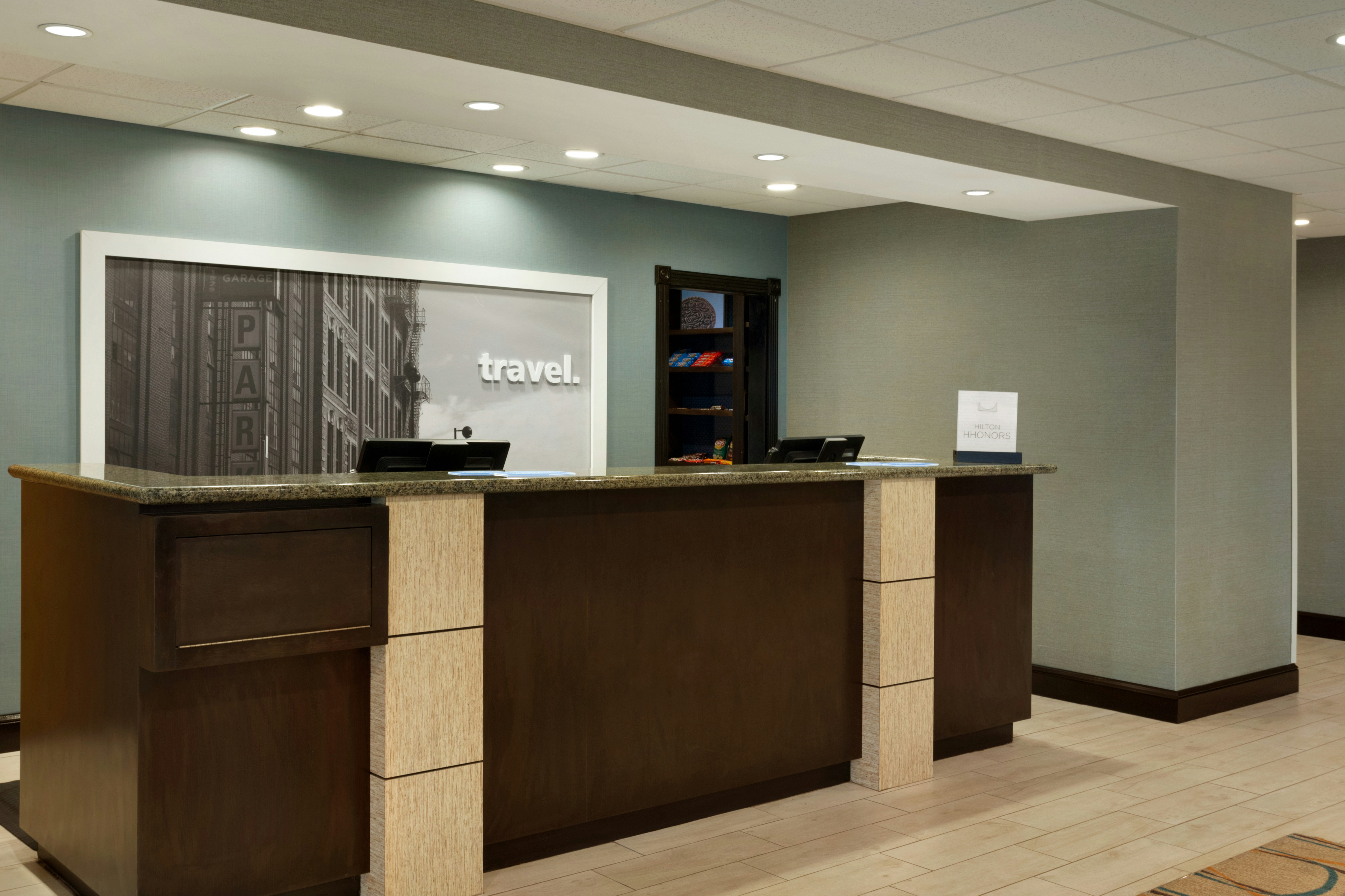 Lobby at Hampton Inn & Suites Birmingham East Irondale, BIRMINGHAM - AL