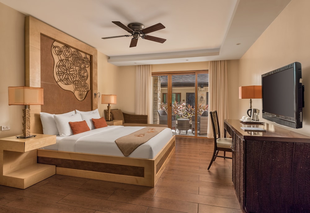 Crimson Resort and Spa Mactan 7/50