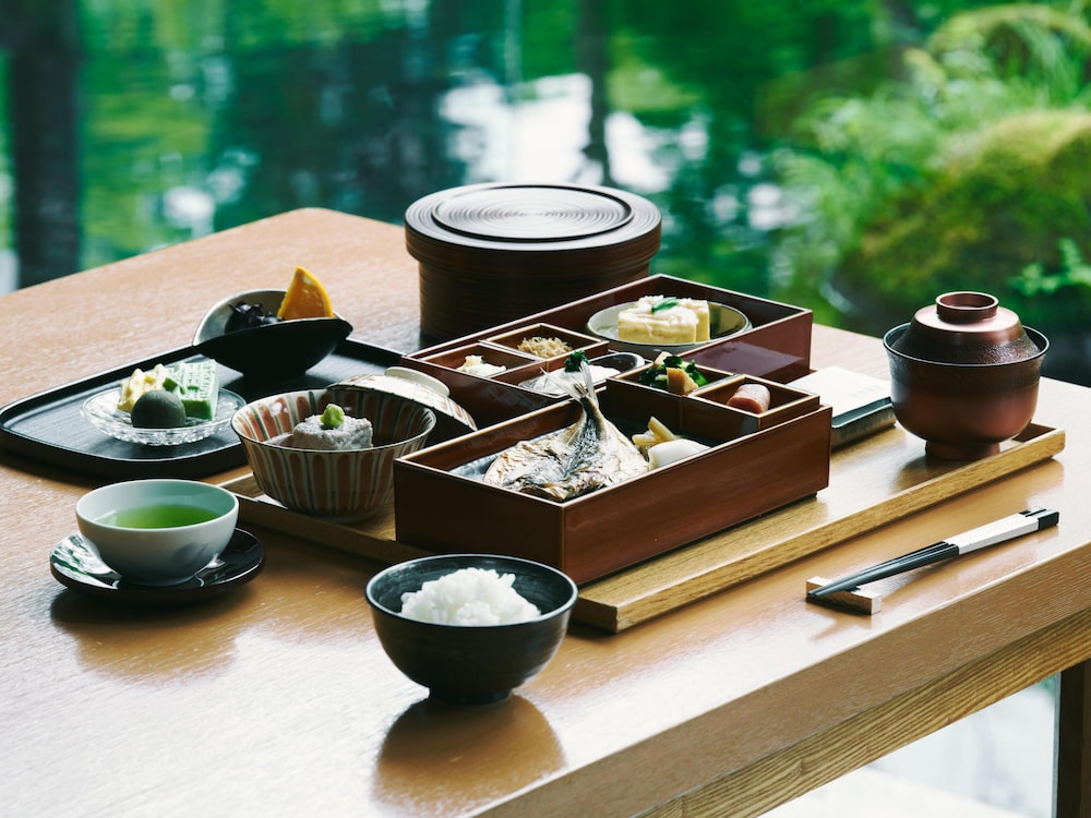 Hakone Hisui 28/45