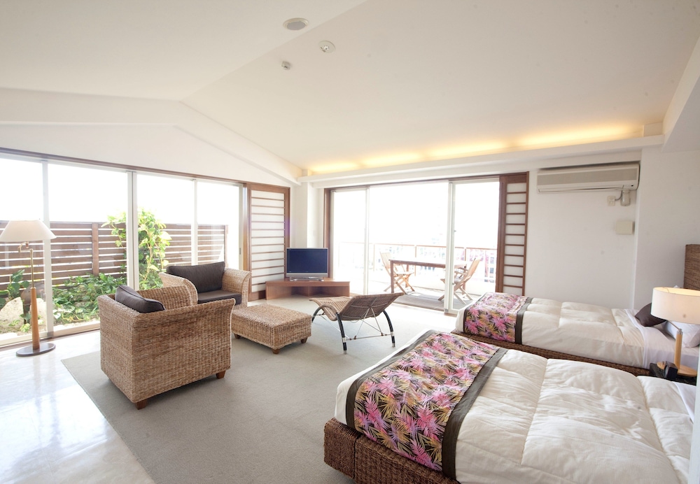 TERRACE GARDEN MIHAMA RESORT 48/78