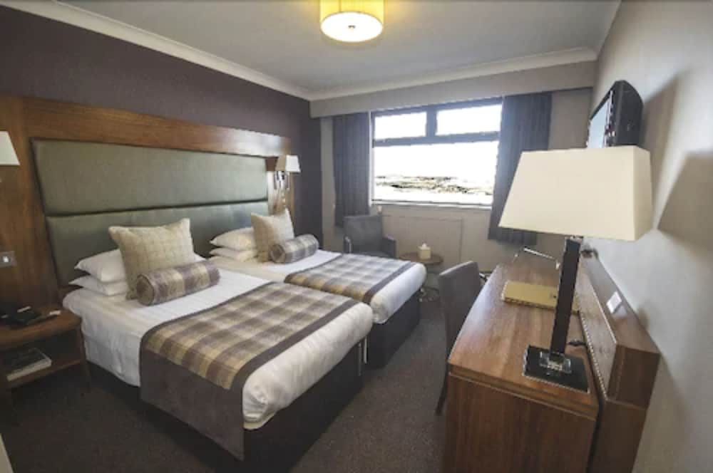 ROOM, TWIN BEDS, SEA VIEW
