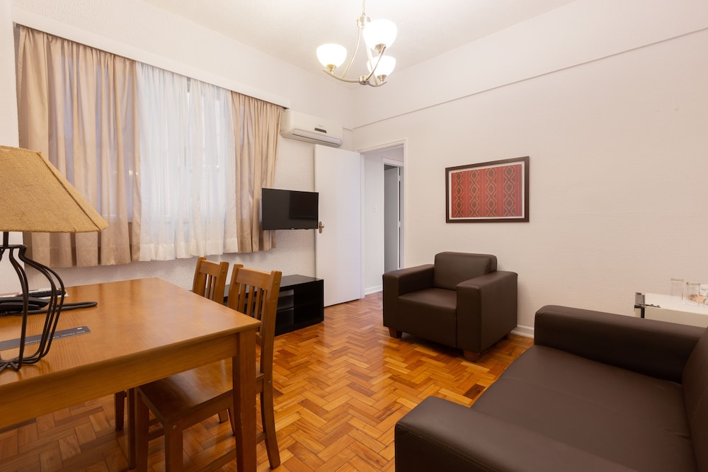 Rojas All Suites Hotel 42/56