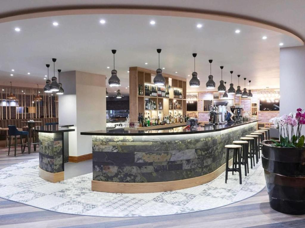 The Luxury Central Cardiff Signature Hotel By Belvilla 5/48