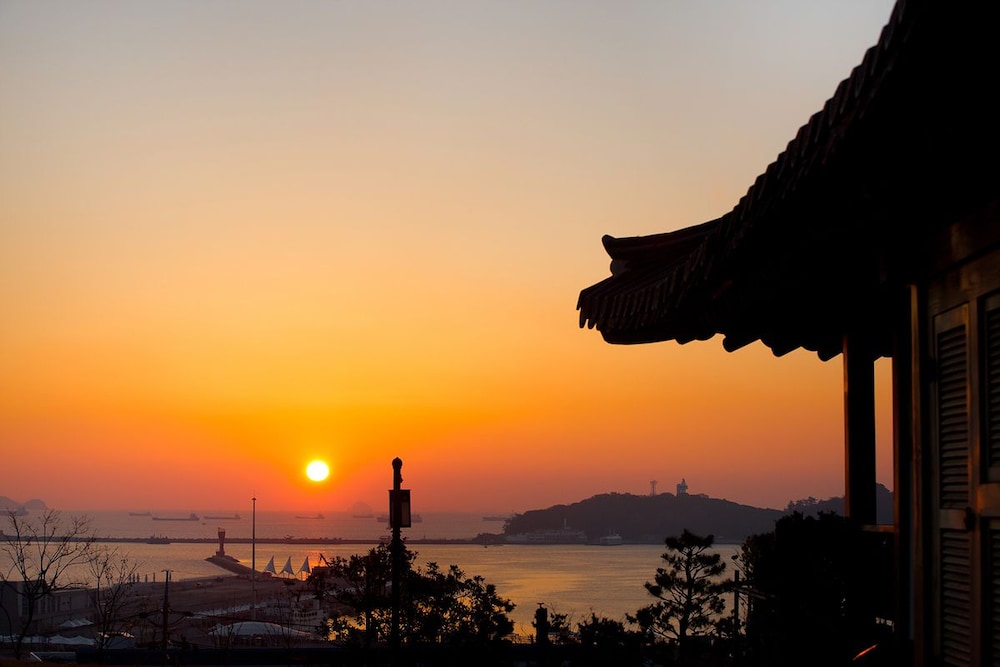 Hanok Hotel Odongjae 36/43