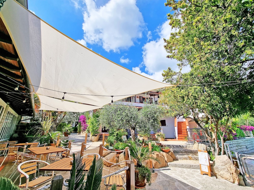 Hotel Montemerlo 39/50