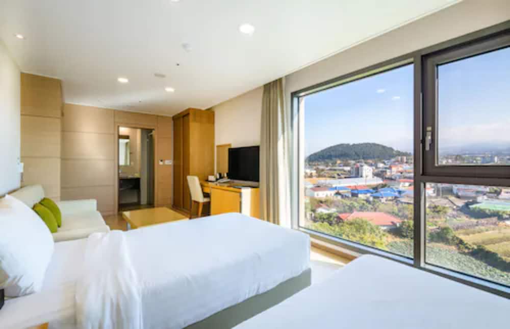 UNI HOTEL JEJU 25/69