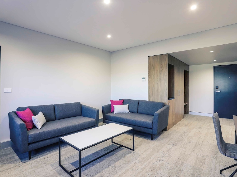 Mercure Tamworth 32/55
