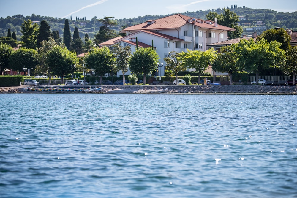 Hotel Nettuno 54/60