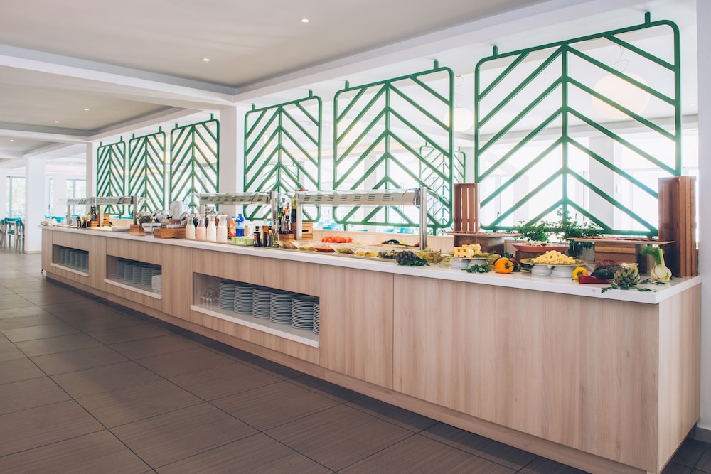 Iberostar Waves Herceg Novi 17/68