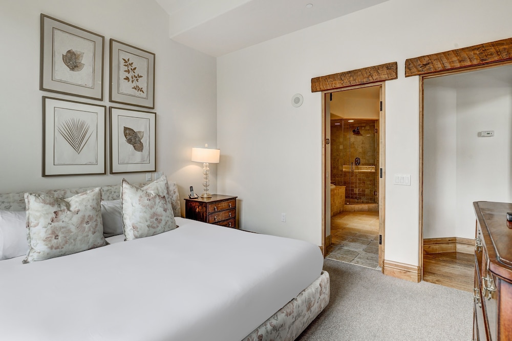 5 Bedrooms, Town House, 6 Beds, 2 King Beds, 2 Queen Beds