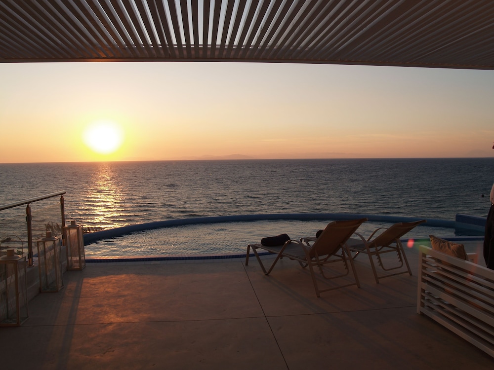 Mare Dei Suites 51/73
