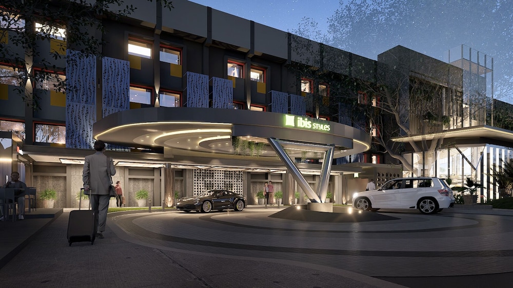 Ibis Styles Subic 38/48