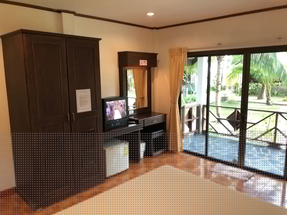 Noble House Beach Resort 14/63