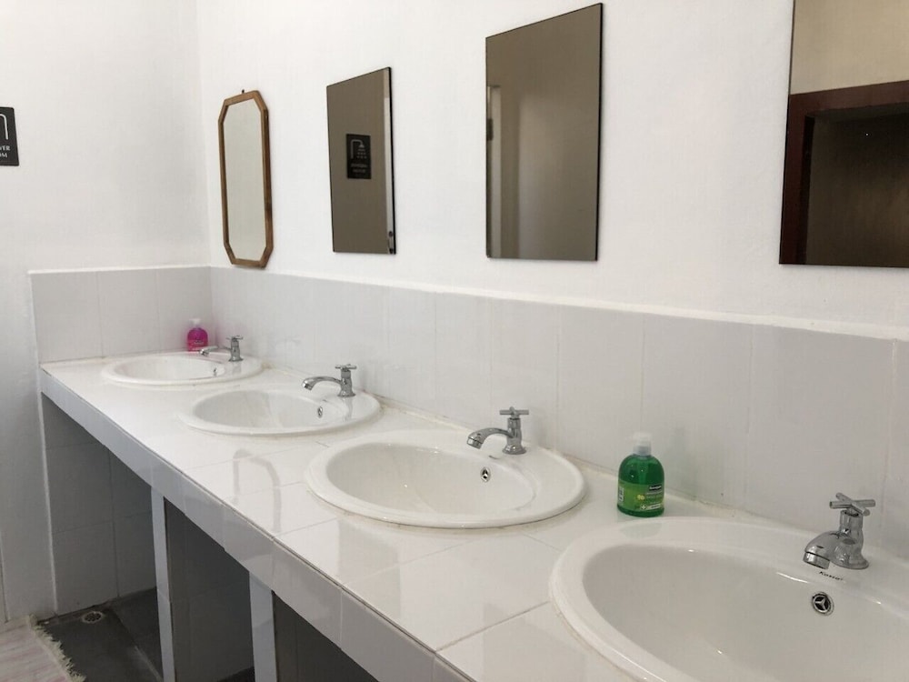 Ploy Hostel 34/34