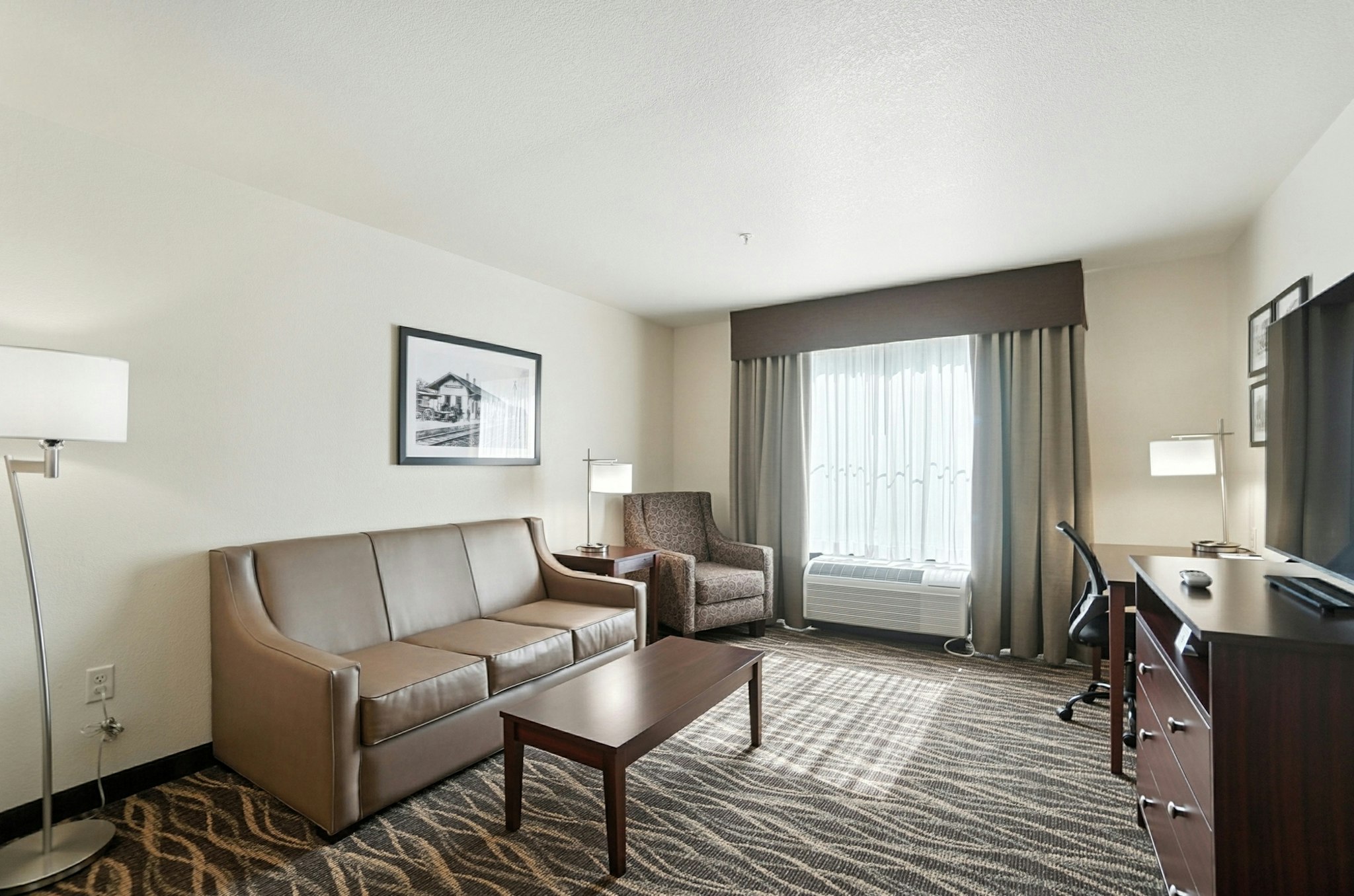Cobblestone Hotel & Suites-Bellefontaine 27/50
