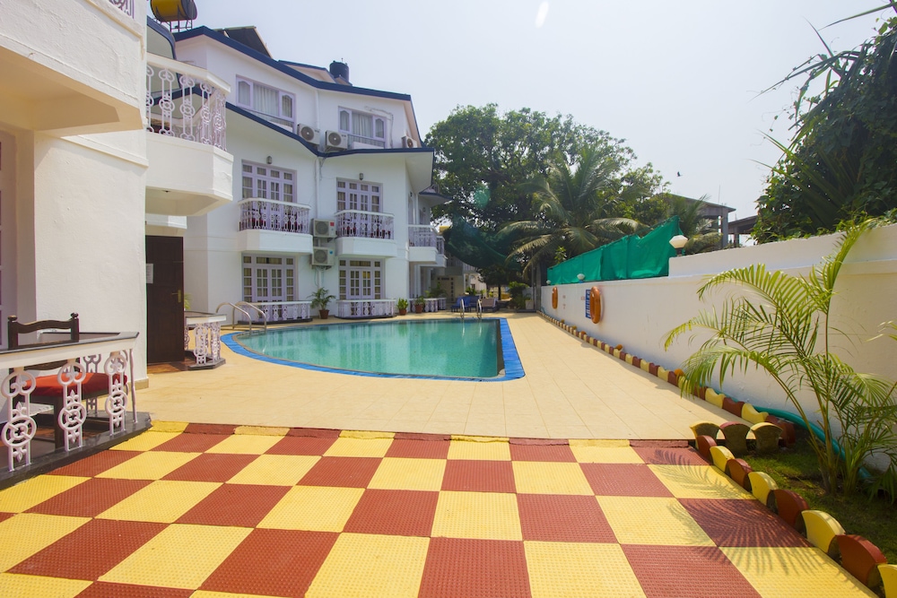 The Sunset Beach Resort 32/34