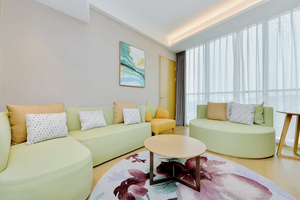 Holiday Inn Changsha Dawangshan 40/72