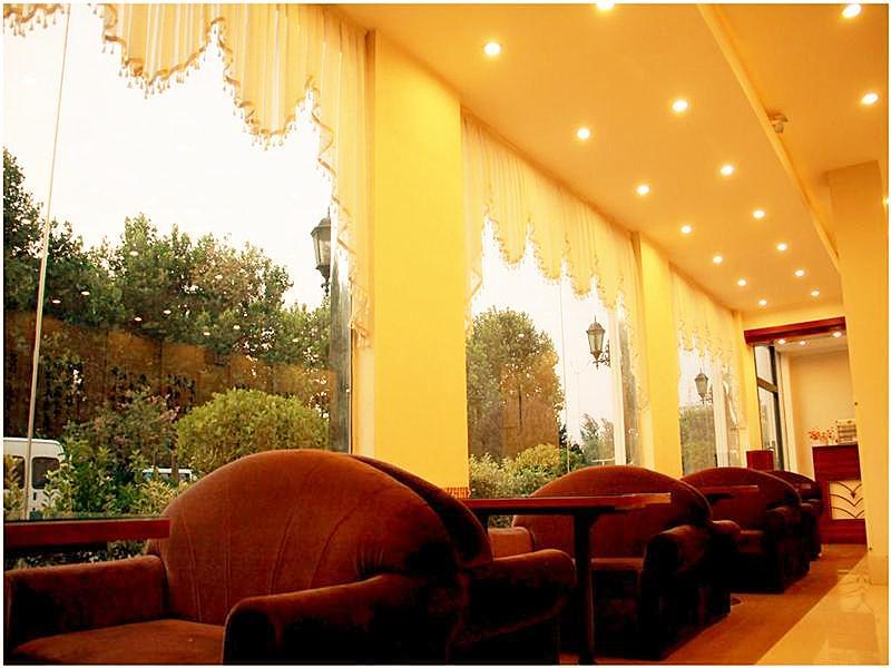 GREENTREE INN HUAIBEI RENMIN ROAD 11/15