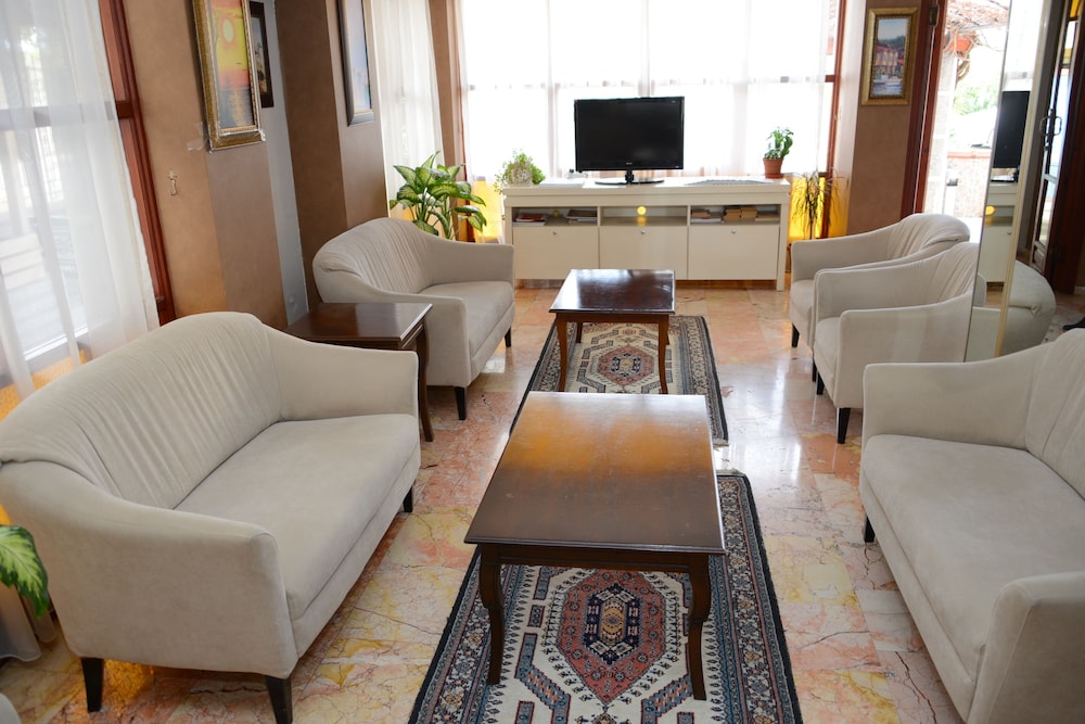 Sherwood Premio Hotel 30/50