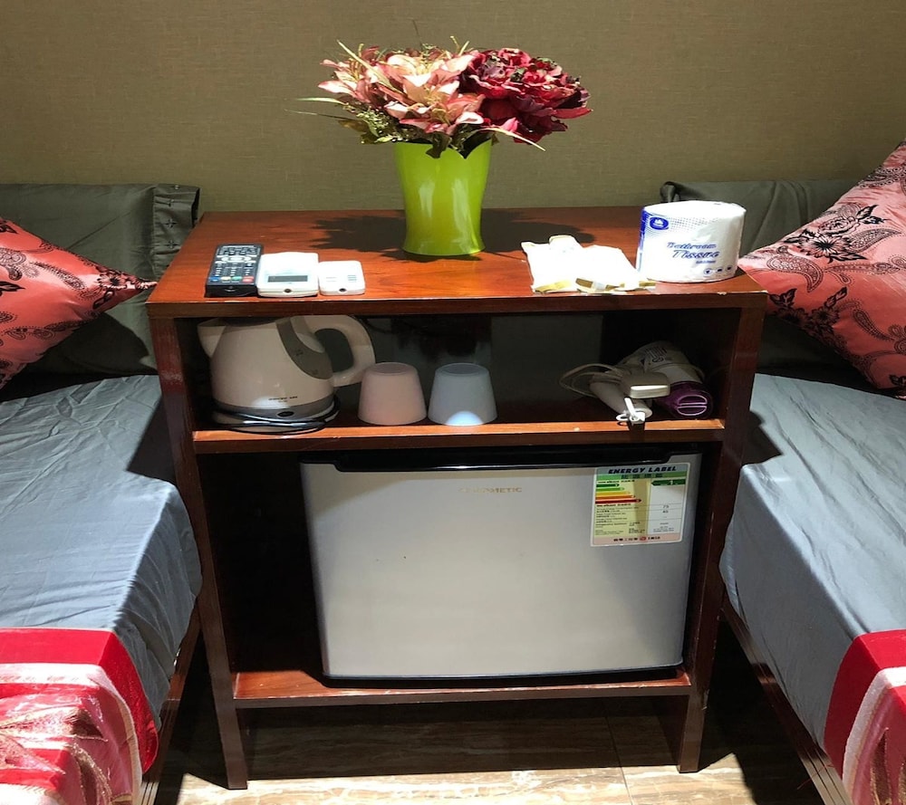 Rich Hotel 40/50