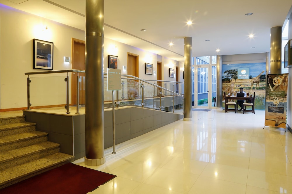 Hotel Terminus 8/48