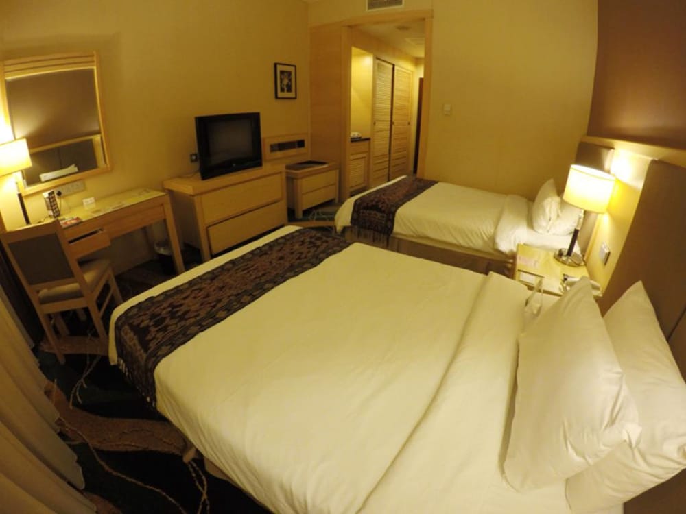Imperial Palace Hotel 16/52