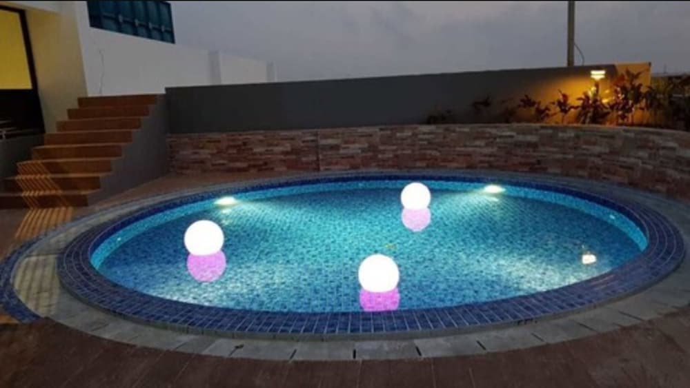 Maxonehotels Com Balikpapan 25/40