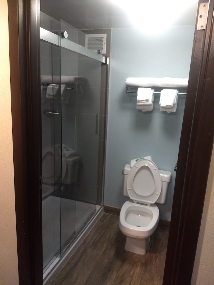 Holiday Inn Harrisburg East 15/61
