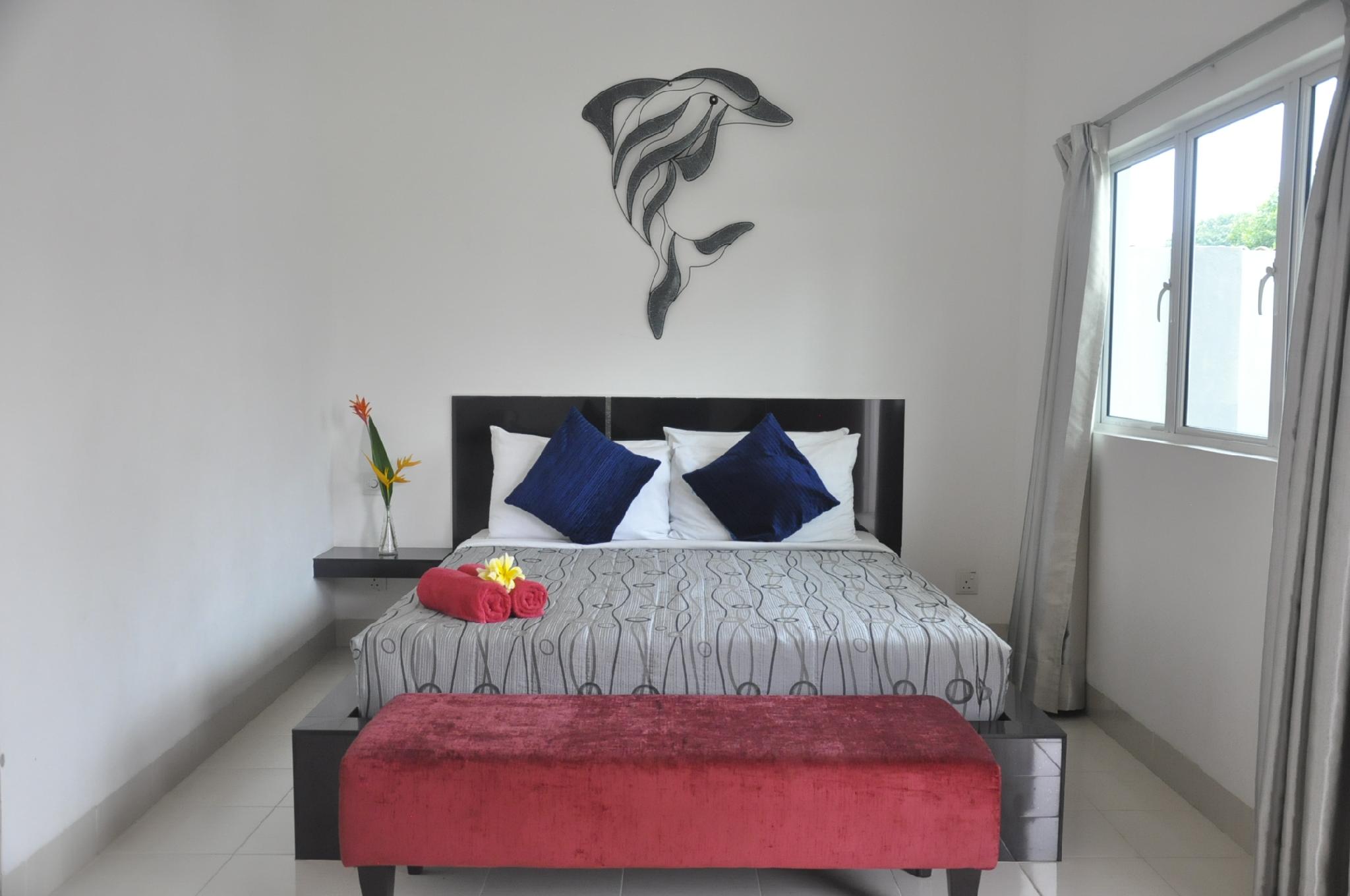 Superior, Queen Bed
