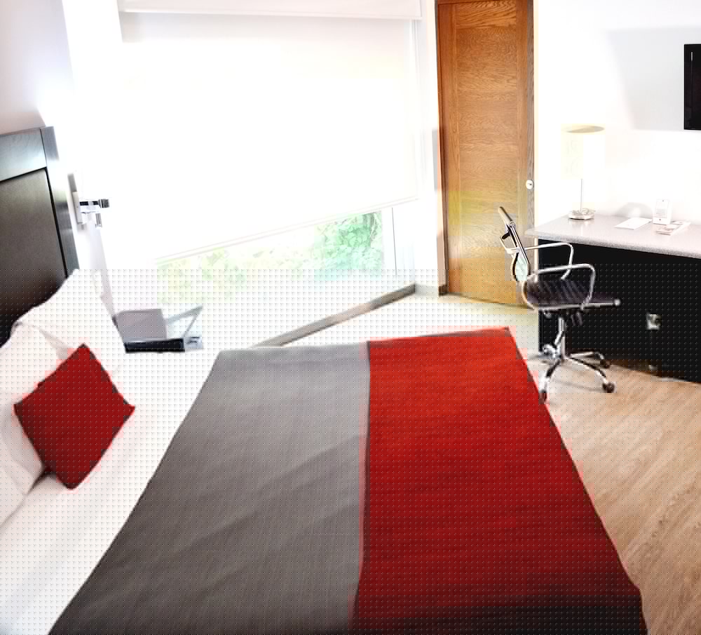 Plaza Camelinas Hotel 50/63