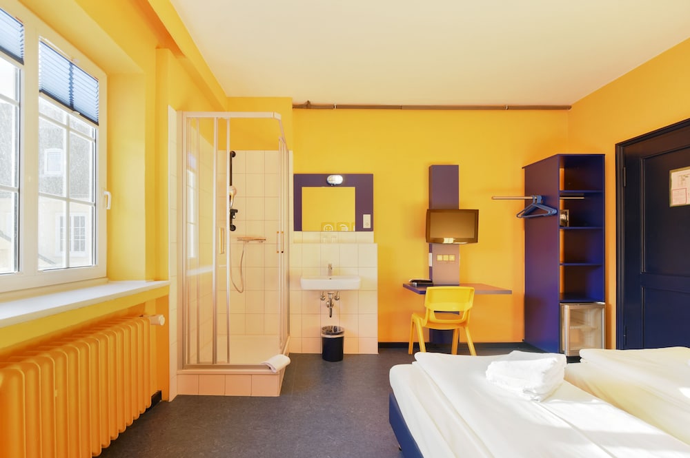 Bed'n Budget Expo-Hostel Hannover 24/36