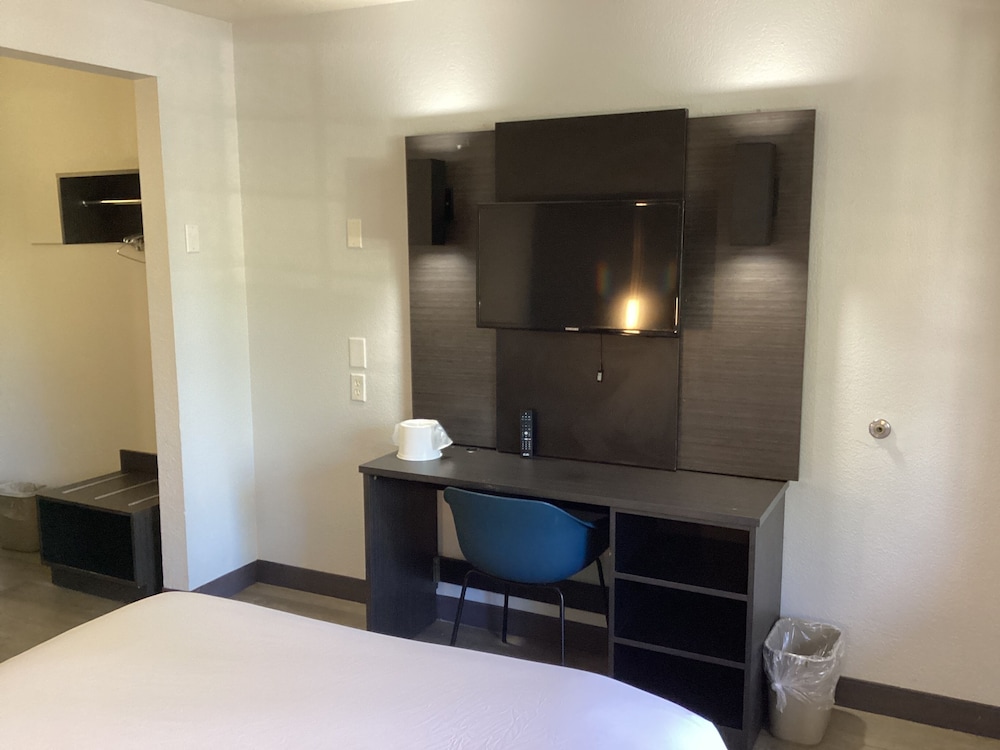 Motel6 San Dimas, CA - Los Angeles 46/46