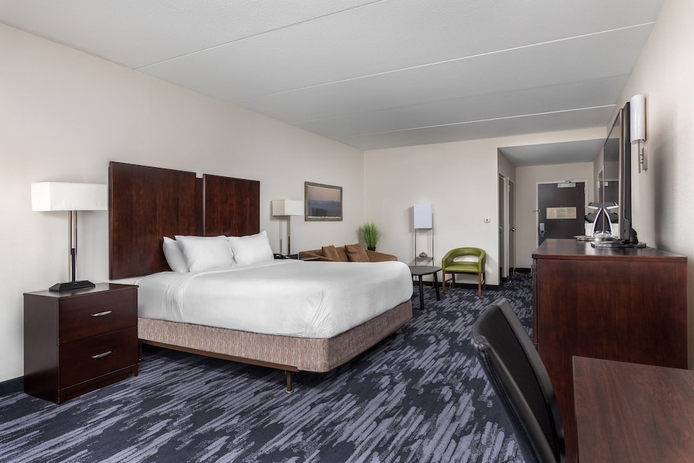 Fairfield Inn And Suites Elkin Jonesville 10/38