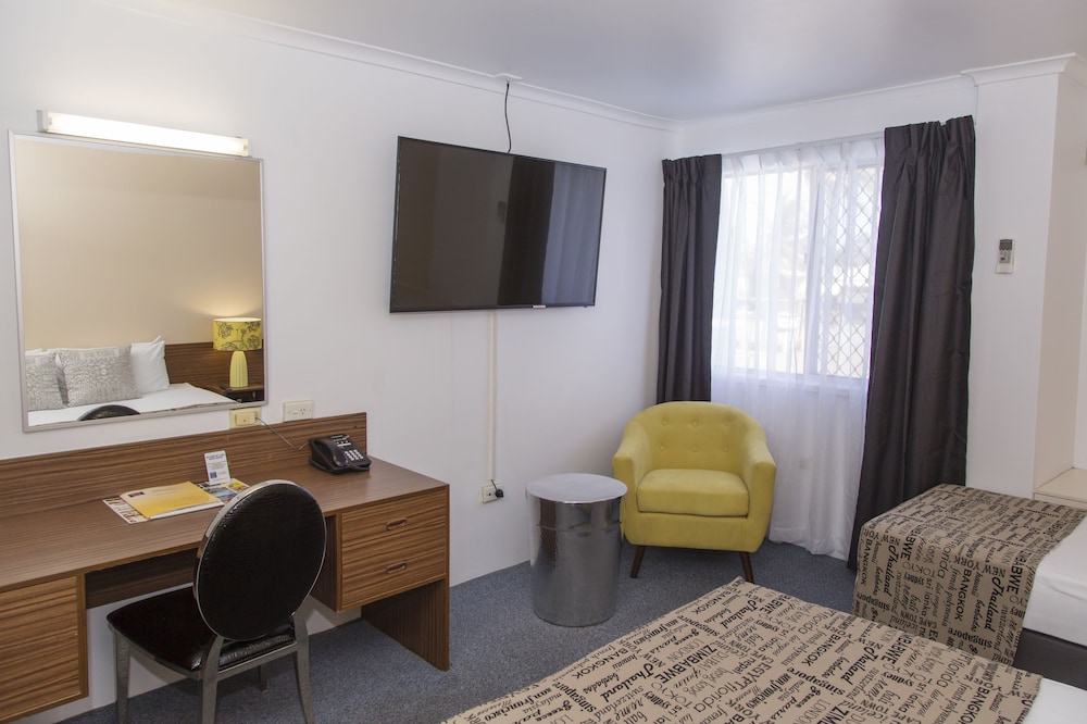 Hampton Villa Motel (ex.Comfort Inn Rockhampton) 43/71