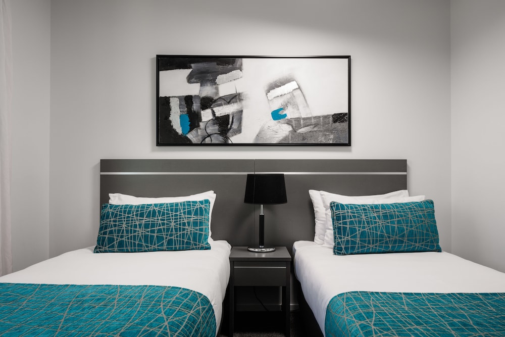 Central Kensington Apartments By Vivo 27/51