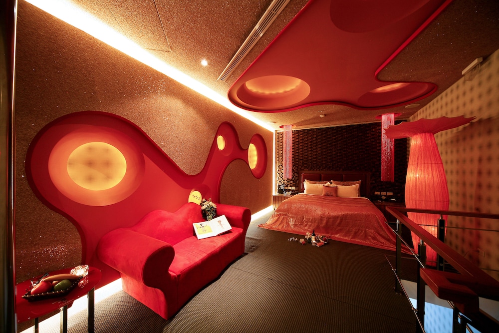 Fongchin Motel 36/44