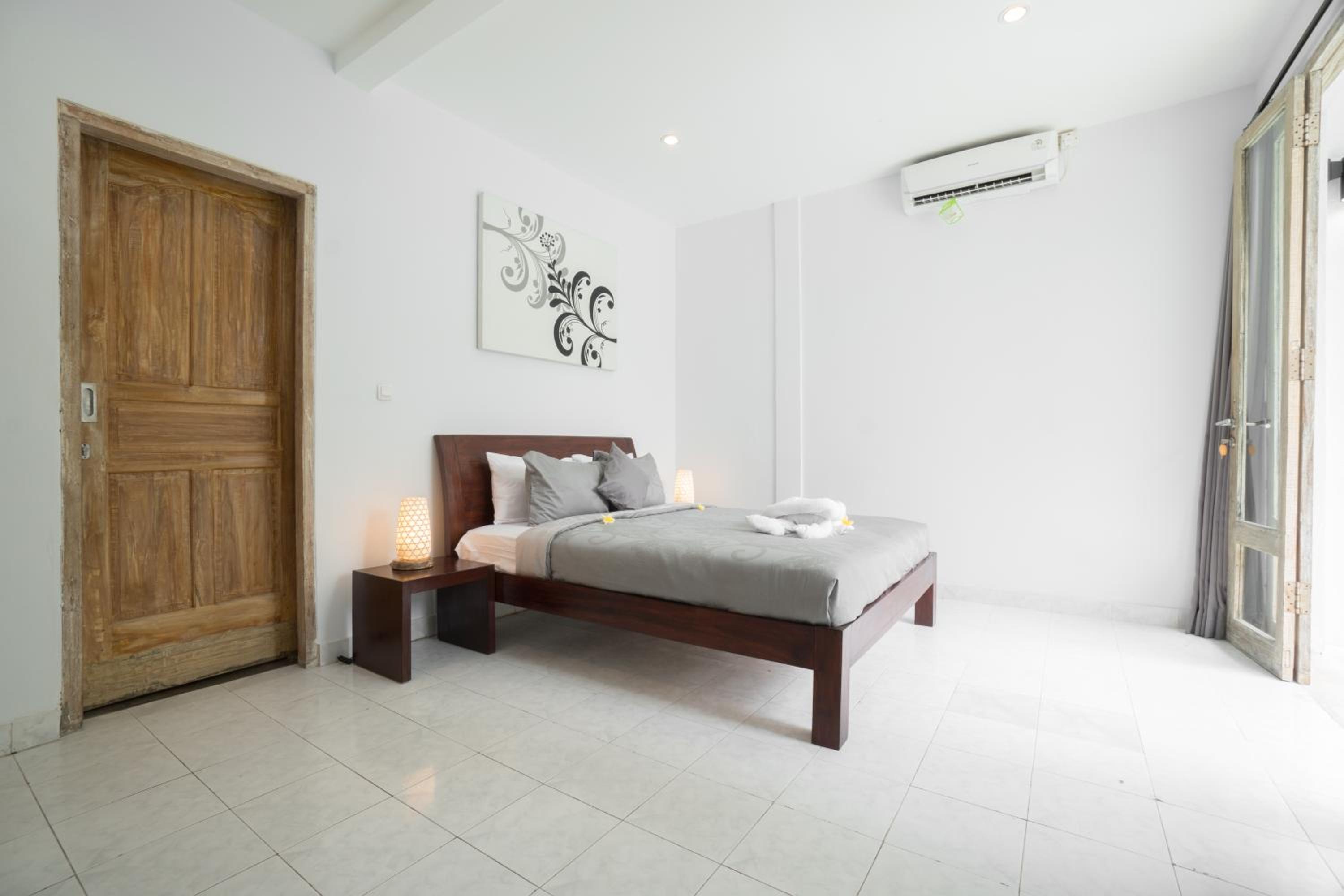 The Catur Villa 16/50