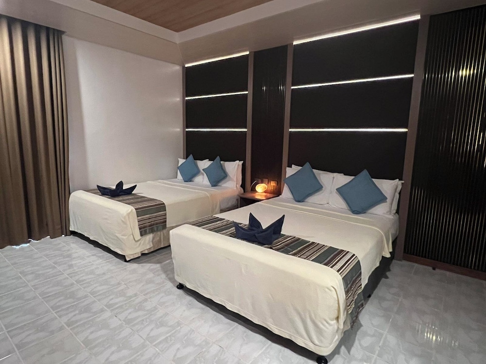 Linaw Beach Resort 25/73