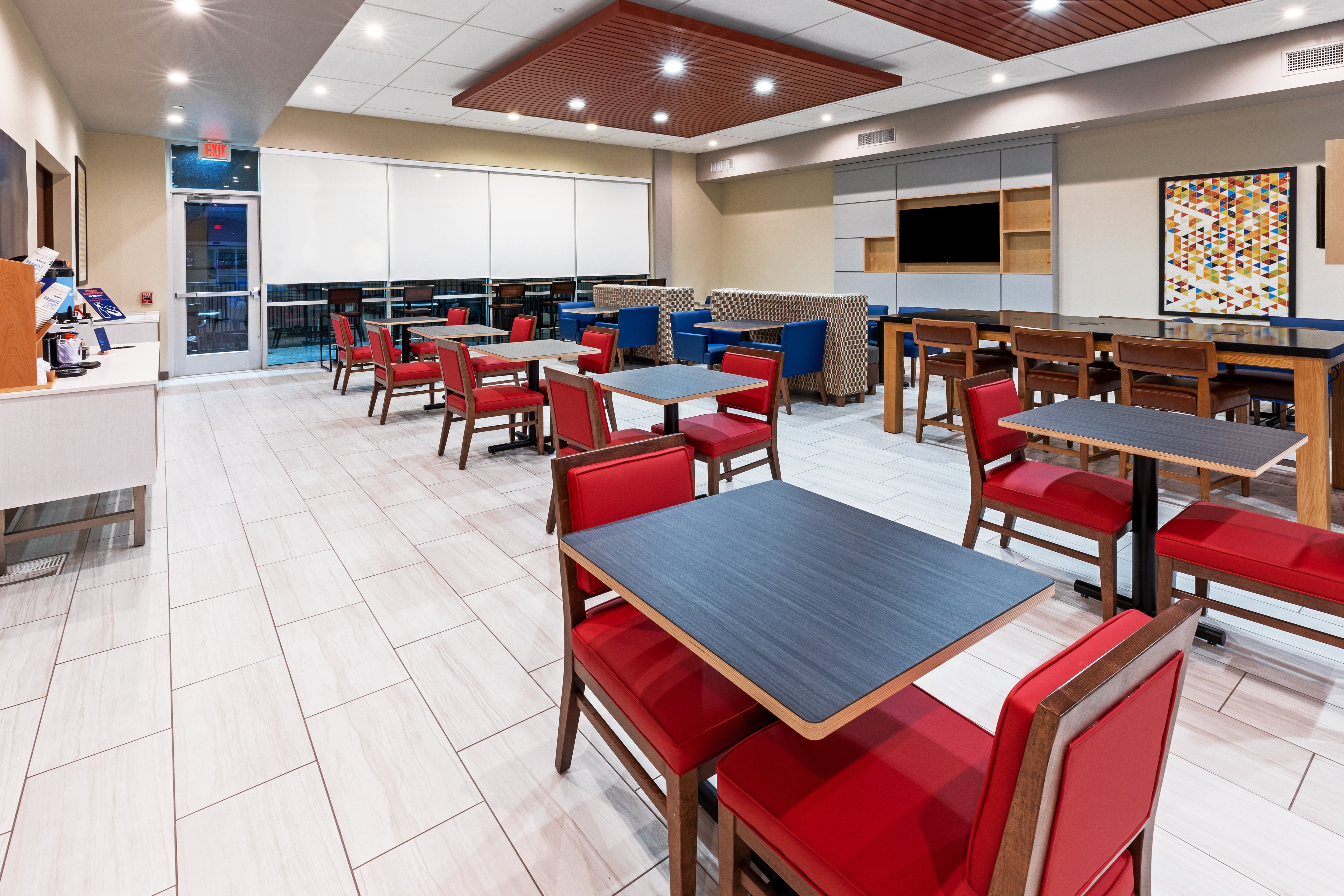 Holiday Inn Express & Suites Houston - N Downtown 37/48