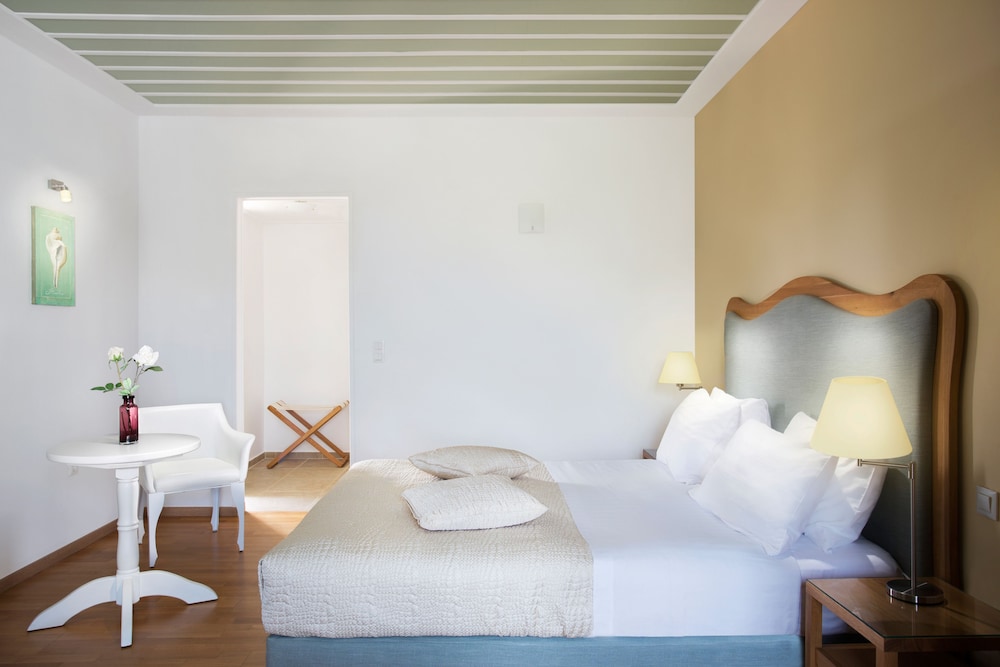 Thirides Beach Resort 11/33