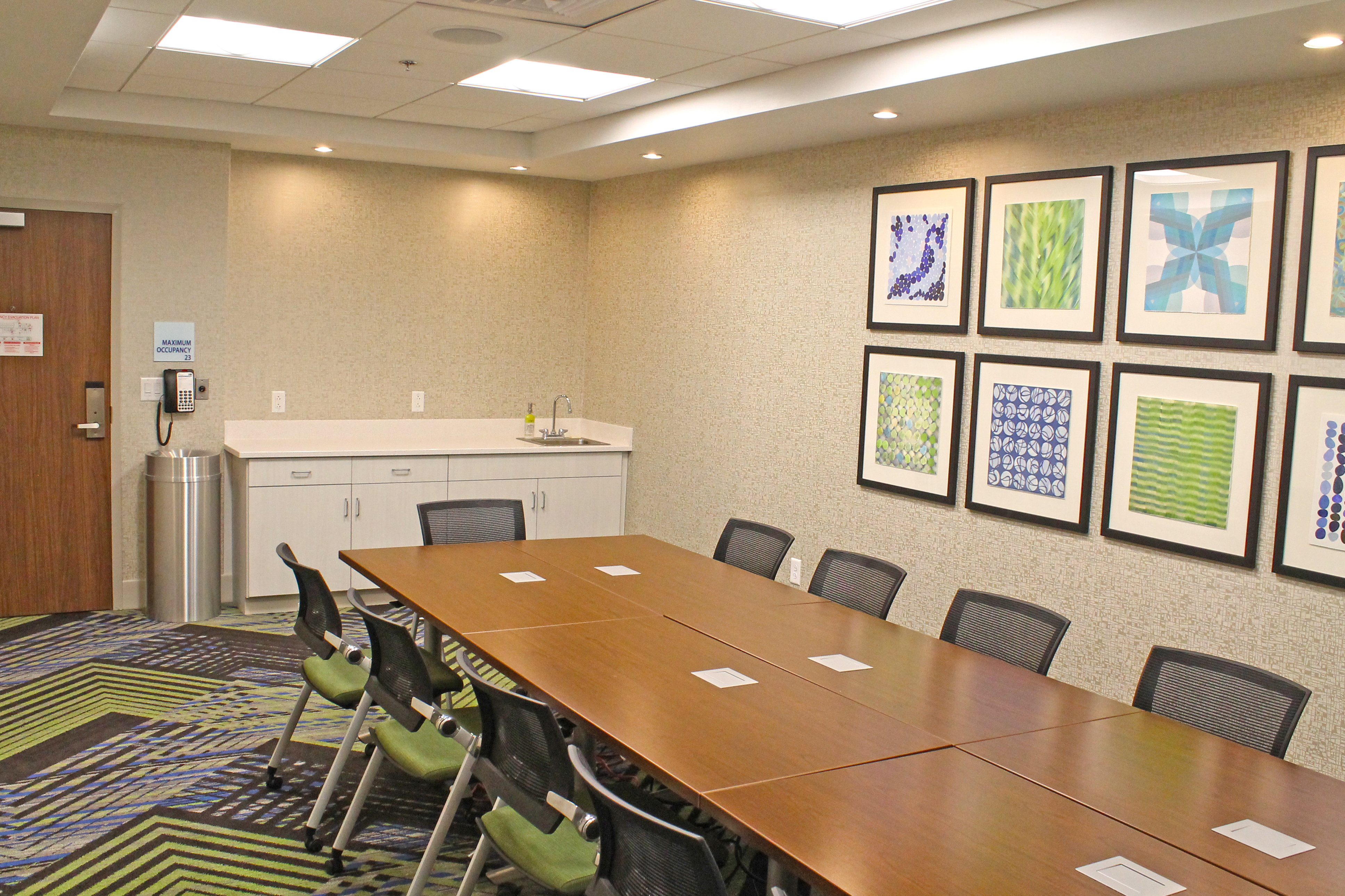 Holiday Inn Express Suites St Louis South I 55 42/52