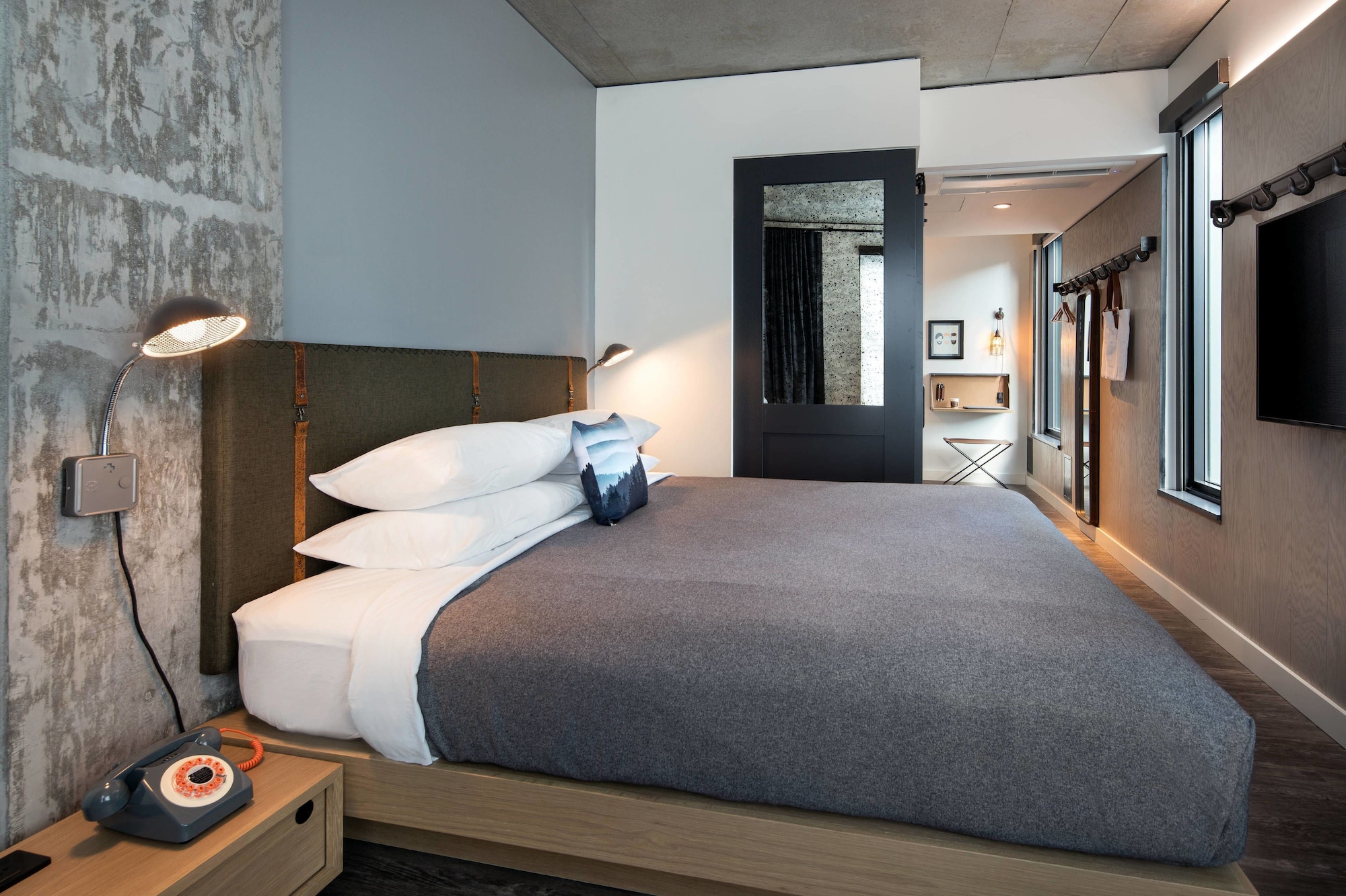 غرفة بسرير كينج، Moxy Seattle Downtown 3/10