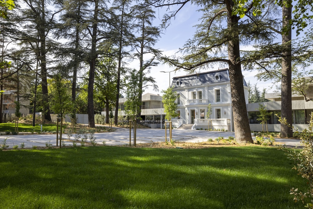 Hotel Spa Restaurant Villa Castellane by Germain Collection 76/82